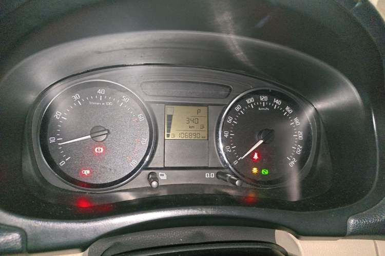 Used Skoda Fabia 2012 1.6L Scout Instrument Cluster