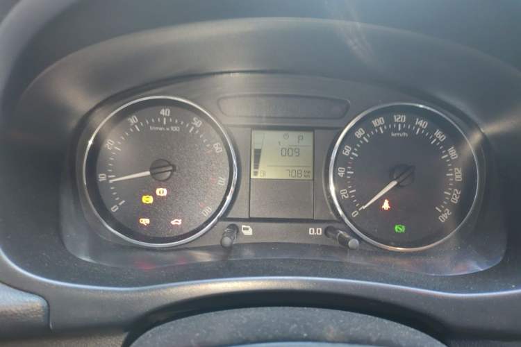 Used Skoda Fabia 2012 1.6L Automatic Cool Black Edition Instrument Cluster