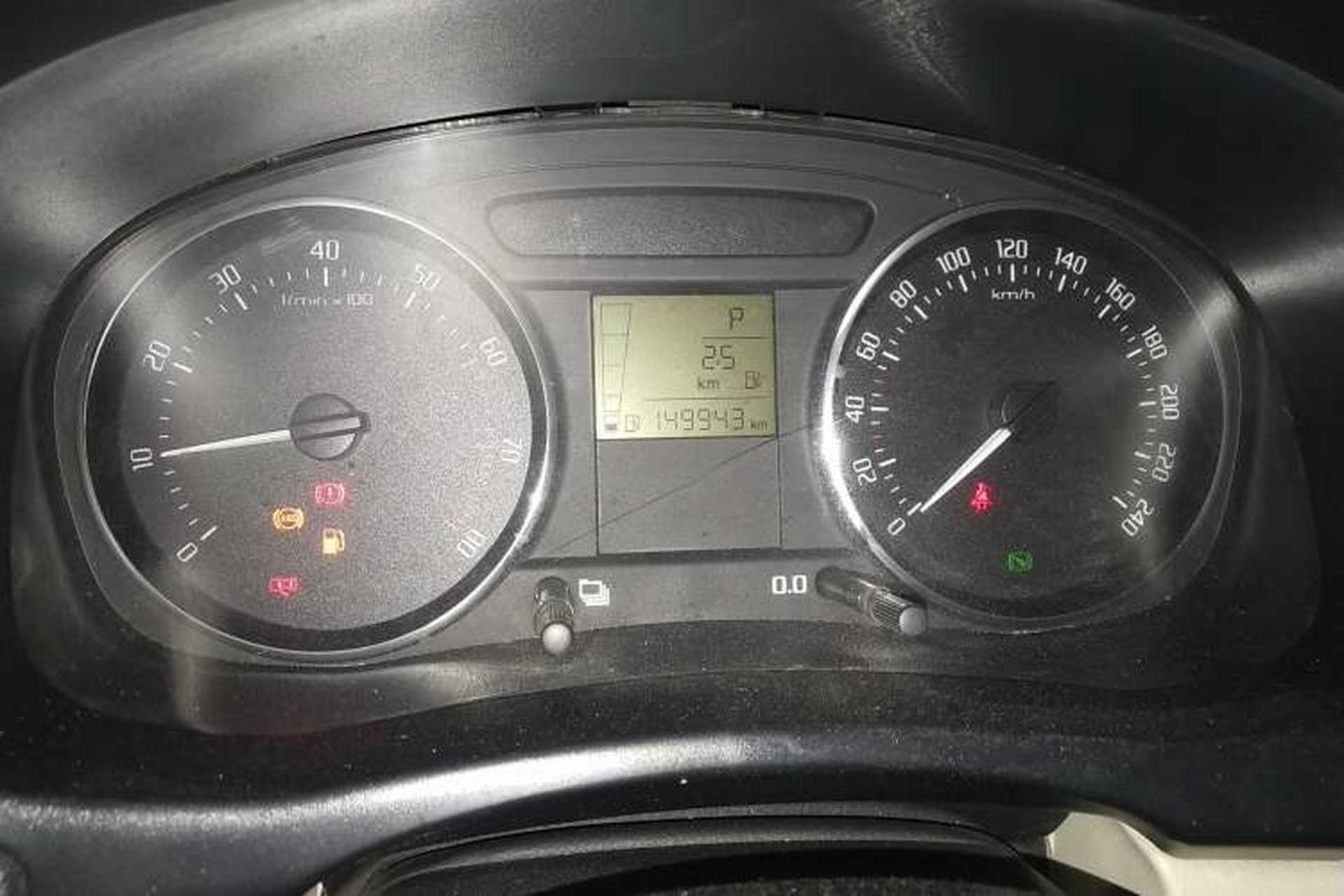 Used Skoda Fabia 2012 1.6L Scout Instrument Cluster