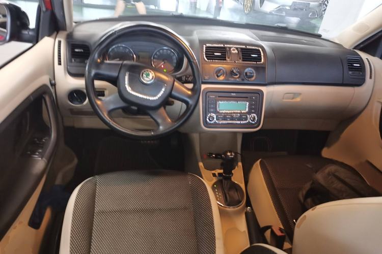 Used Skoda Fabia 2012 1.6L Scout Interior 2