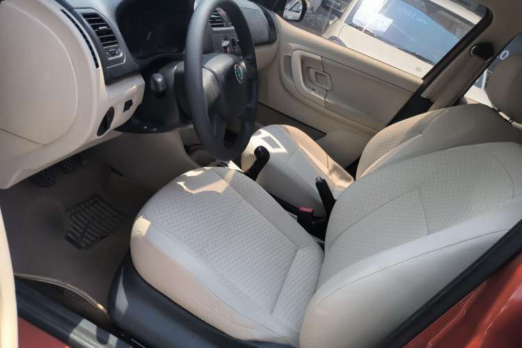 Used Skoda Fabia 2012 1.4L Manual Crystal Edition Interior 8