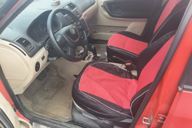 Used Skoda Fabia 2012 1.6L Scout Left Front Seat