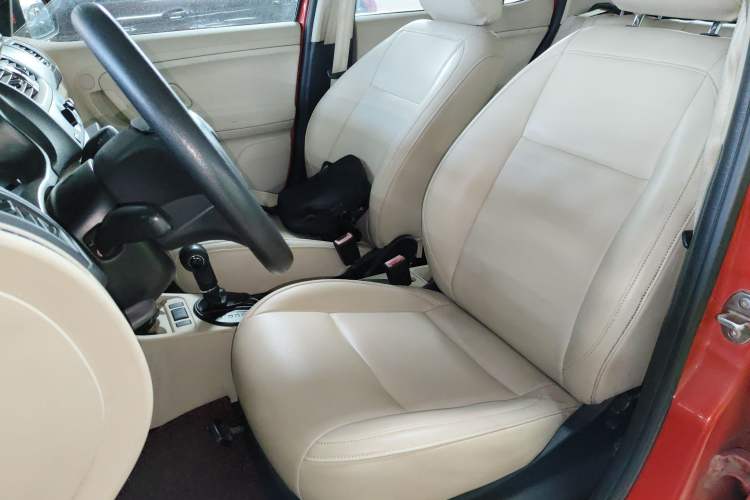 Used Skoda Fabia 2012 1.4L Automatic Crystal Edition Left Front Seat
