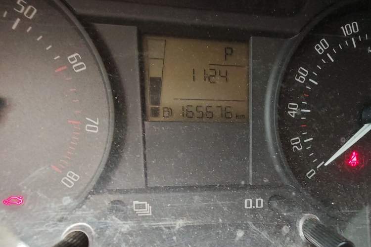 Used Skoda Fabia 2012 1.4L Automatic Crystal Edition Odometer Close Up