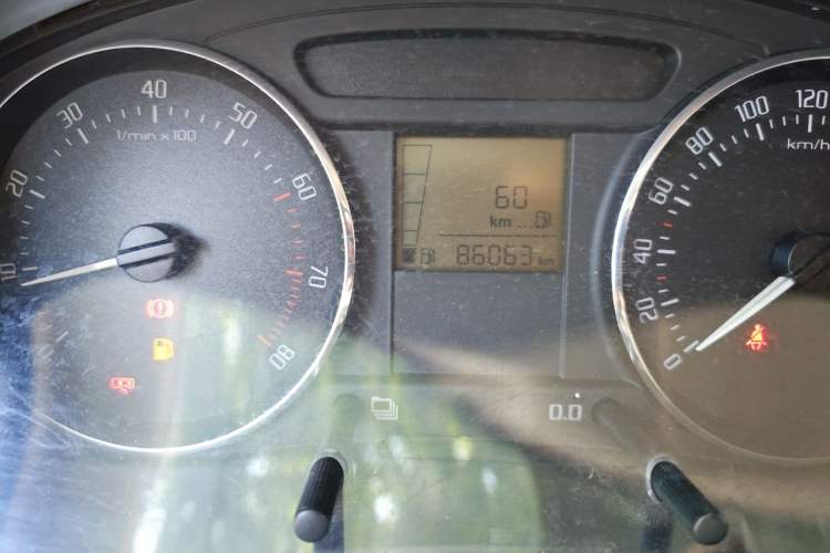 Used Skoda Fabia 2012 1.6L Manual Cool Black Edition Odometer Close Up