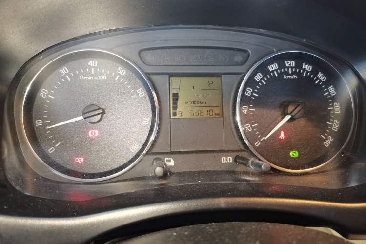 Used Skoda Fabia 2012 1.6L Scout Odometer Close Up