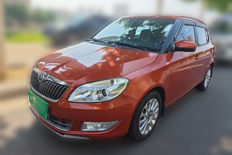Skoda Fabia 2012 1.6L Automatic Crystal Edition usado Guazi used car, China used car export, Used car for sale, Used  cars, Cheapest cars for sale