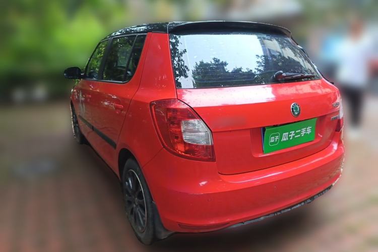 Used Skoda Fabia 2012 1.6L Automatic Cool Black Edition Rear Left 45 Deg