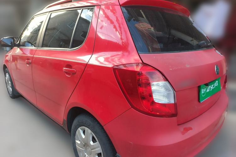 Used Skoda Fabia 2012 1.4L Manual Crystal Edition Rear Left 45 Deg