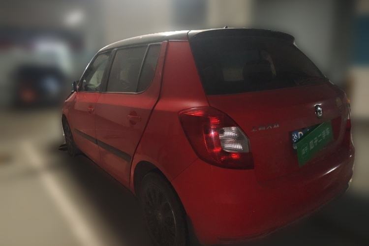 Used Skoda Fabia 2012 1.6L Automatic Sport Edition Rear Left 45 Deg