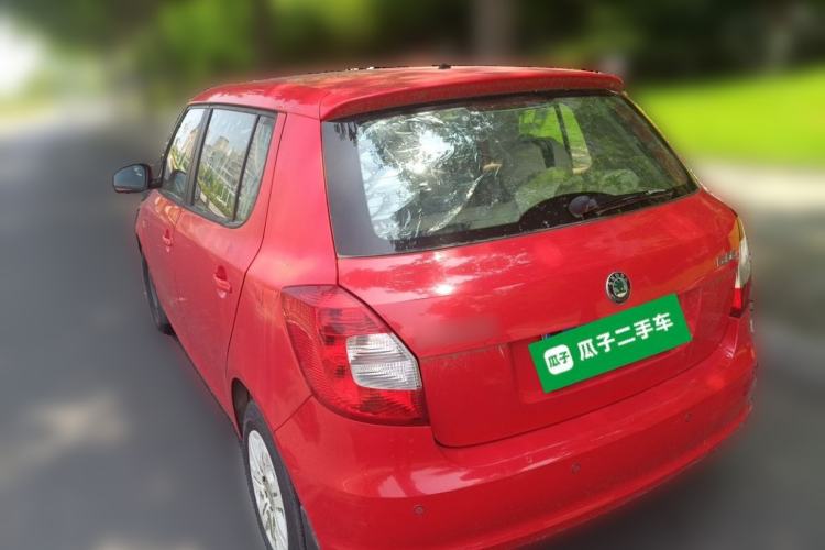 Used Skoda Fabia 2012 1.4L Manual Crystal Edition Rear Left 45 Deg