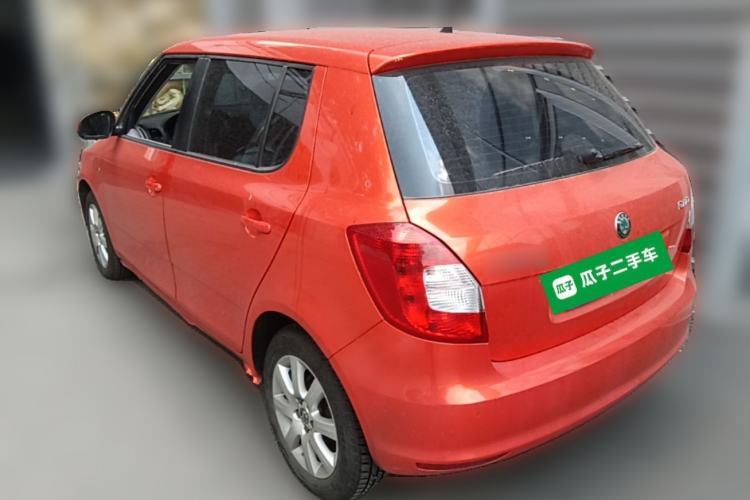 Used Skoda Fabia 2012 1.4L Automatic Crystal Edition Rear Left 45 Deg