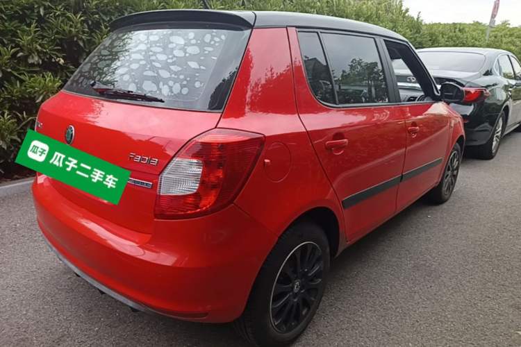 Used Skoda Fabia 2012 1.6L Automatic Sport Edition Rear Right 45 Deg