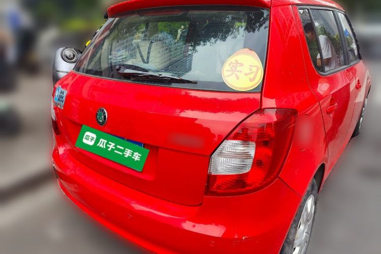 Used Skoda Fabia 2012 1.4L Automatic Crystal Edition Rear Right 45 Deg