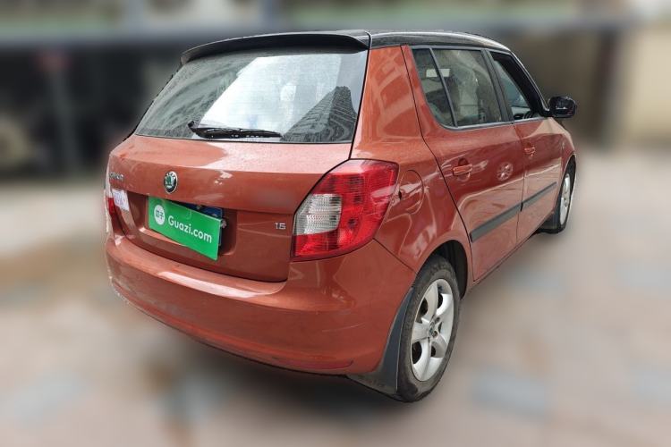 Used Skoda Fabia 2012 1.6L Automatic Cool Black Edition Rear Right 45 Deg