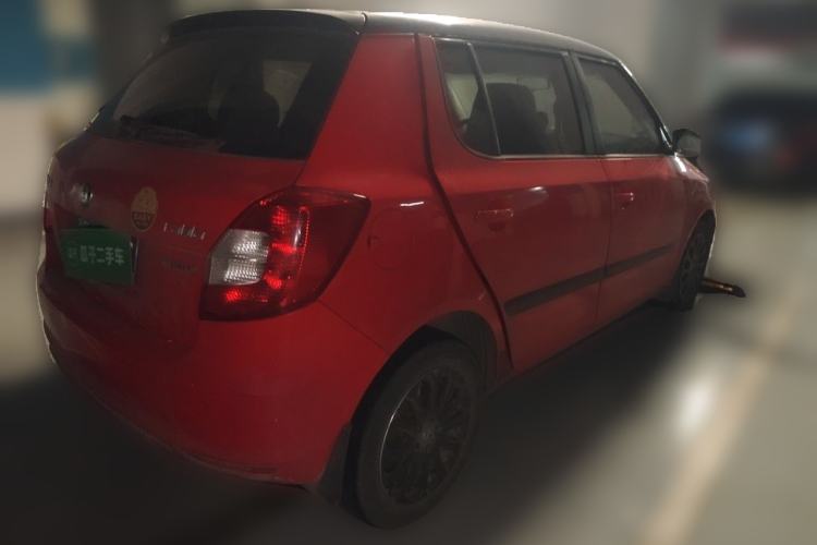 Used Skoda Fabia 2012 1.6L Automatic Sport Edition Rear Right 45 Deg