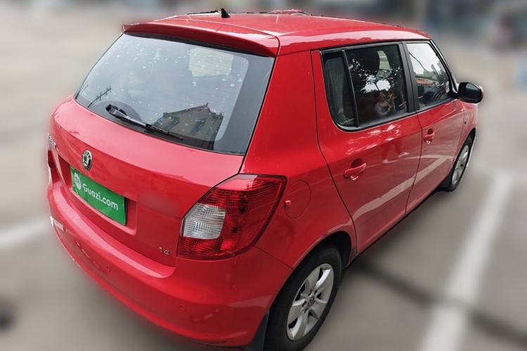 Used Skoda Fabia 2012 1.4L Automatic Crystal Edition Rear Right 45 Deg