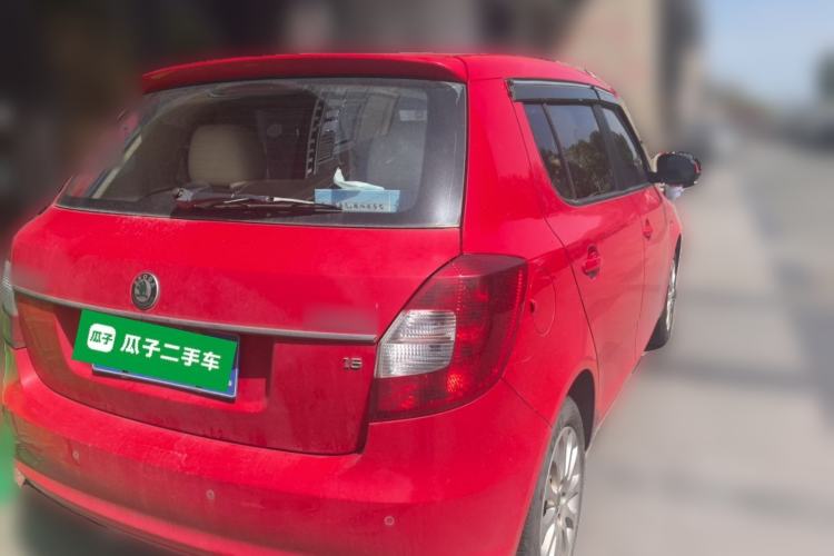 Used Skoda Fabia 2012 1.6L 5th Anniversary Limited Edition Rear Right 45 Deg