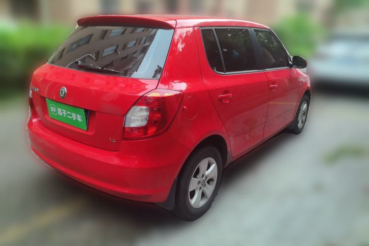 Used Skoda Fabia 2012 1.4L Automatic Crystal Edition Rear Right 45 Deg