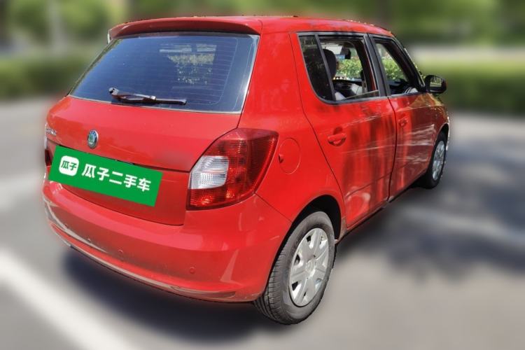 Used Skoda Fabia 2012 1.4L Automatic Crystal Edition Rear Right 45 Deg