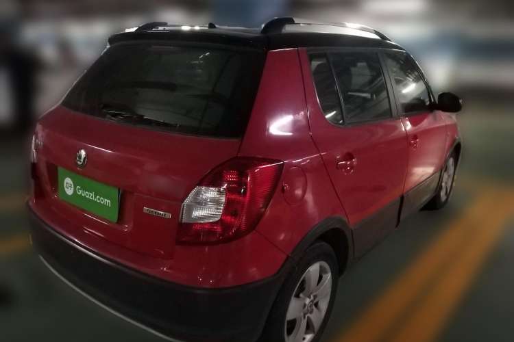Used Skoda Fabia 2012 1.6L Scout Rear Right 45 Deg