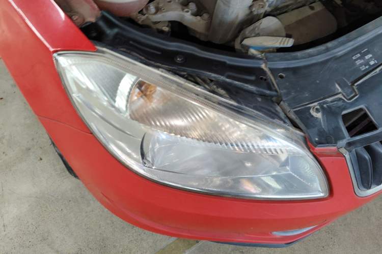 Used Skoda Fabia 2012 1.4L Automatic Crystal Edition Right Front Headlight