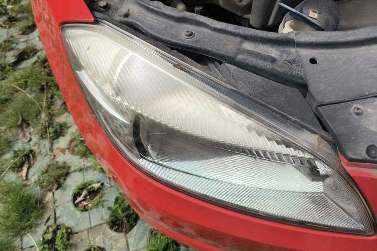 Used Skoda Fabia 2012 1.4L Manual Crystal Edition Right Front Headlight