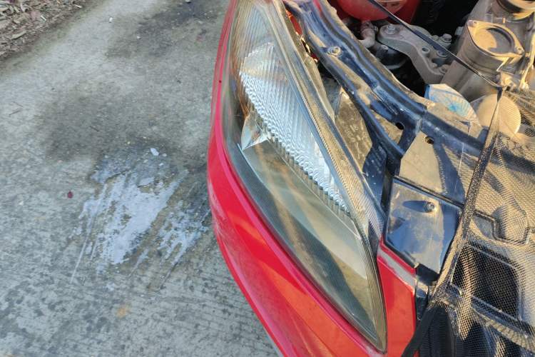 Used Skoda Fabia 2012 1.6L Automatic Cool Black Edition Right Front Headlight