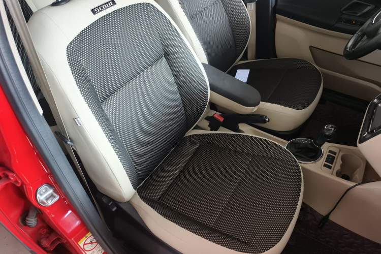 Used Skoda Fabia 2012 1.6L Scout Right Front Seat