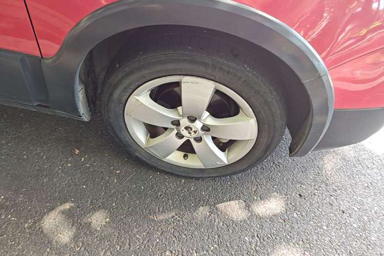 Used Skoda Fabia 2012 1.6L Scout Right Front Wheel Hub
