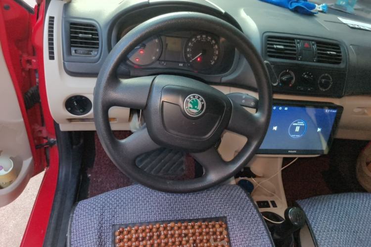 Used Skoda Fabia 2012 1.4L Manual Crystal Edition Steering Wheel