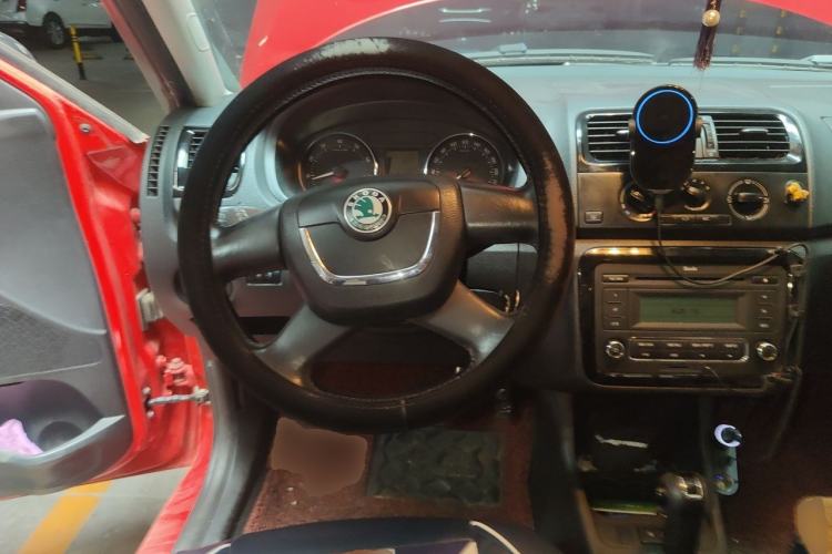 Used Skoda Fabia 2012 1.6L Automatic Sport Edition Steering Wheel