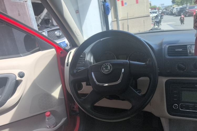 Used Skoda Fabia 2012 1.6L 5th Anniversary Limited Edition Steering Wheel