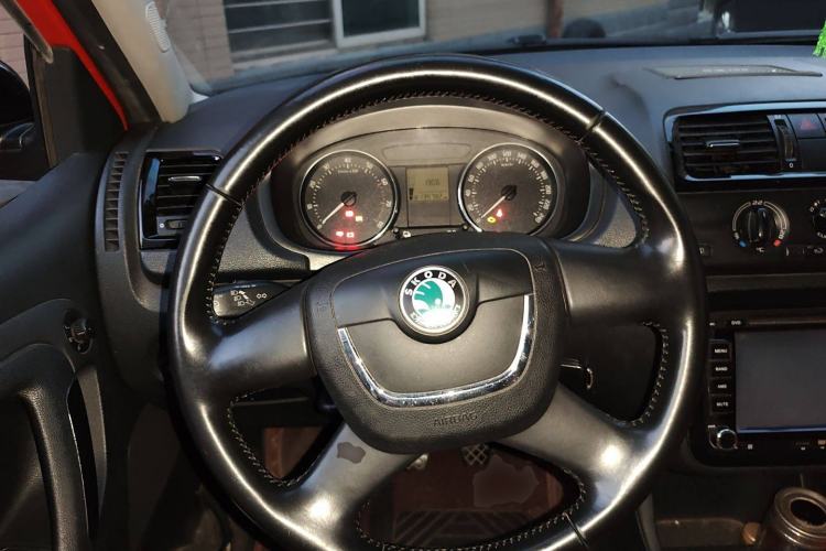 Used Skoda Fabia 2012 1.6L Manual Sport Edition Steering Wheel