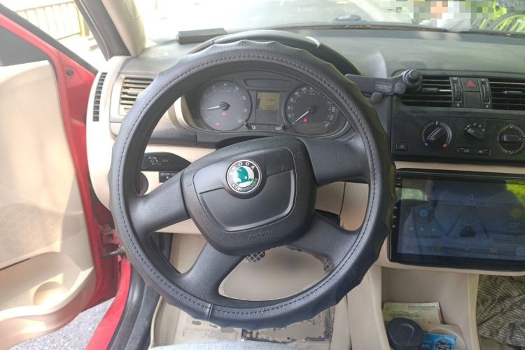 Used Skoda Fabia 2012 1.4L Manual Crystal Edition Steering Wheel