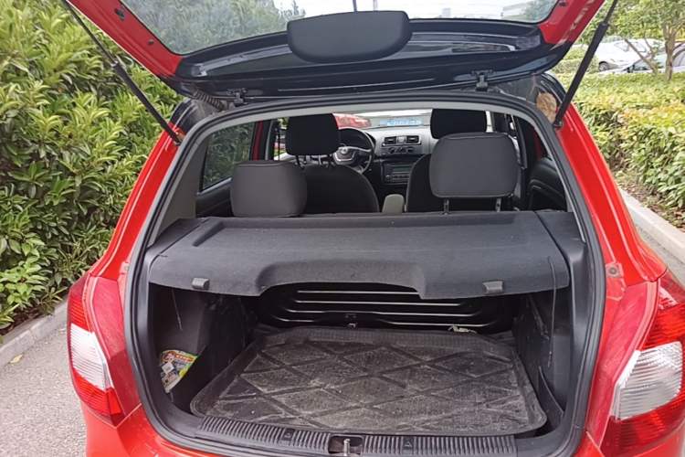 Used Skoda Fabia 2012 1.6L Automatic Sport Edition Trunk