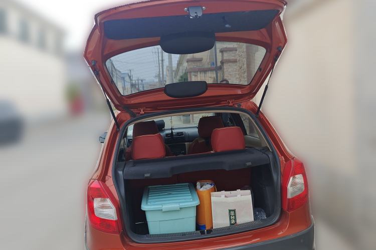 Used Skoda Fabia 2012 1.6L Scout Trunk