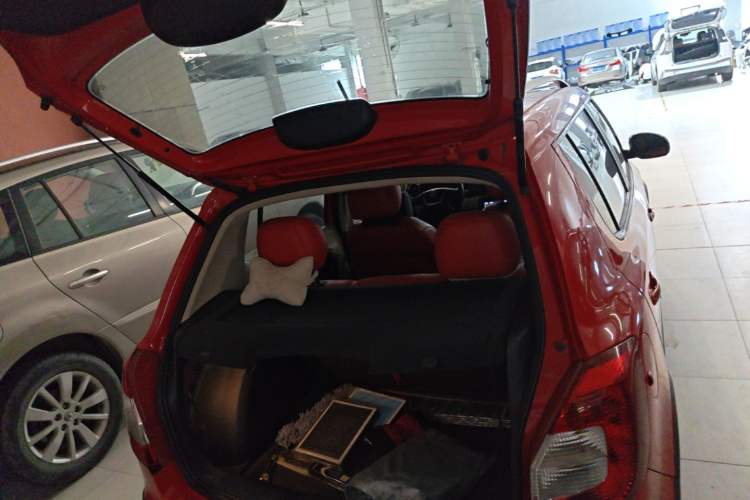 Used Skoda Fabia 2012 1.6L Scout Trunk