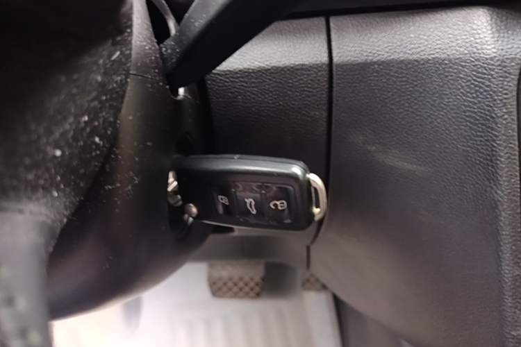 Used Skoda Fabia 2012 1.6L Automatic Sport Edition Vehicle Key