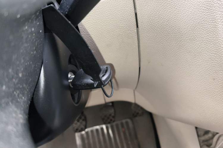 Used Skoda Fabia 2012 1.4L Manual Crystal Edition Vehicle Key