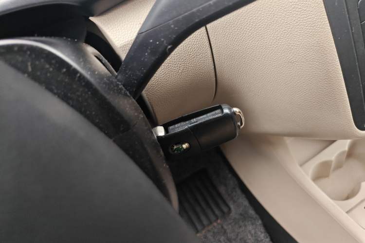 Used Skoda Fabia 2012 1.4L Manual Crystal Edition Vehicle Key