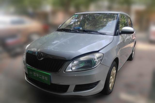 Skoda Fabia 2012 1.4L Manual Crystal Edition de segunda mano