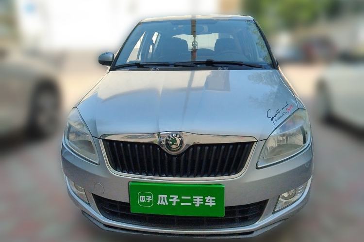 Used Skoda Fabia 2012 1.4L Automatic Crystal Edition Front