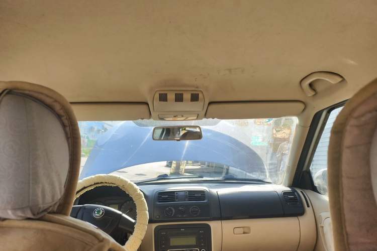 Used Skoda Fabia 2012 1.4L Manual Crystal Edition Headliner