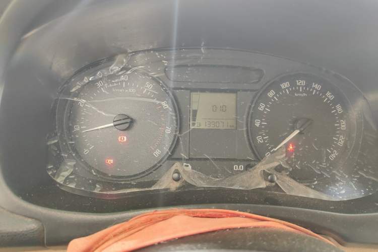 Used Skoda Fabia 2012 1.4L Manual Crystal Edition Odometer Close Up