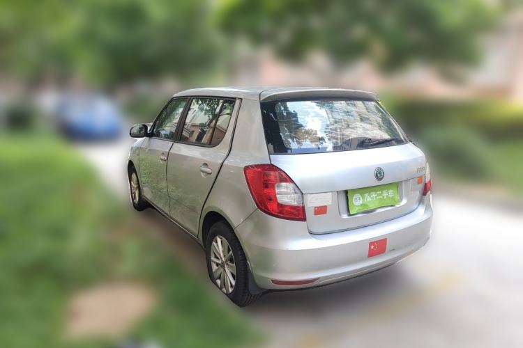 Used Skoda Fabia 2012 1.4L Manual Crystal Edition Rear Left 45 Deg