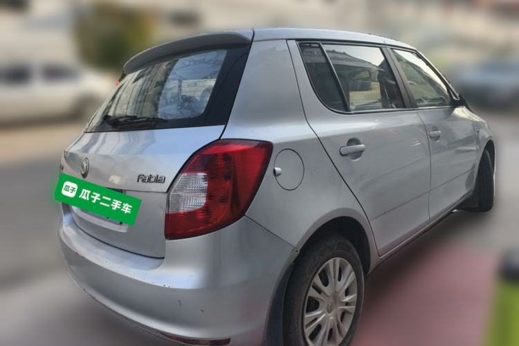 Used Skoda Fabia 2012 1.4L Manual Crystal Edition Rear Right 45 Deg