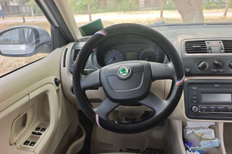 Used Skoda Fabia 2012 1.4L Manual Crystal Edition Steering Wheel