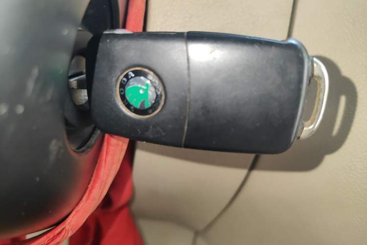 Used Skoda Fabia 2012 1.4L Manual Crystal Edition Vehicle Key