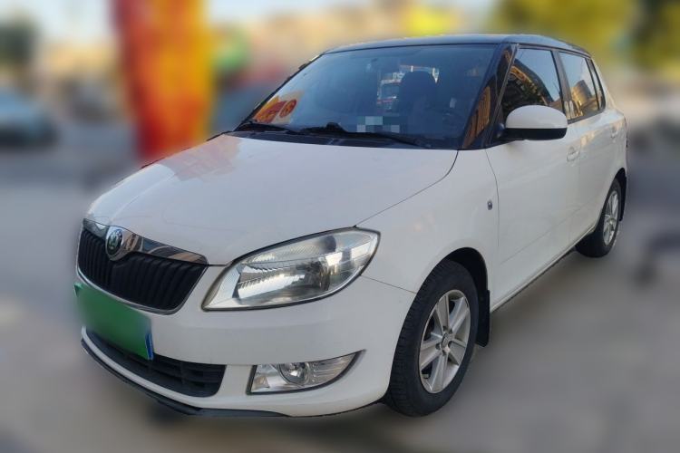 Used Skoda Fabia 2012 1.4L Automatic Crystal Edition Guazi used car, China used car export, Used car for sale, Used  cars, Cheapest cars for sale